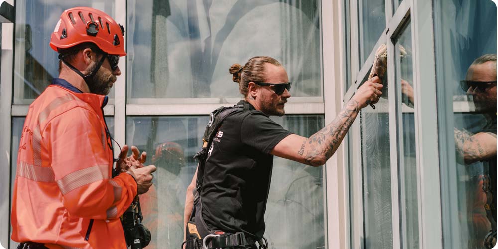 Egen företagare Mattias på bild